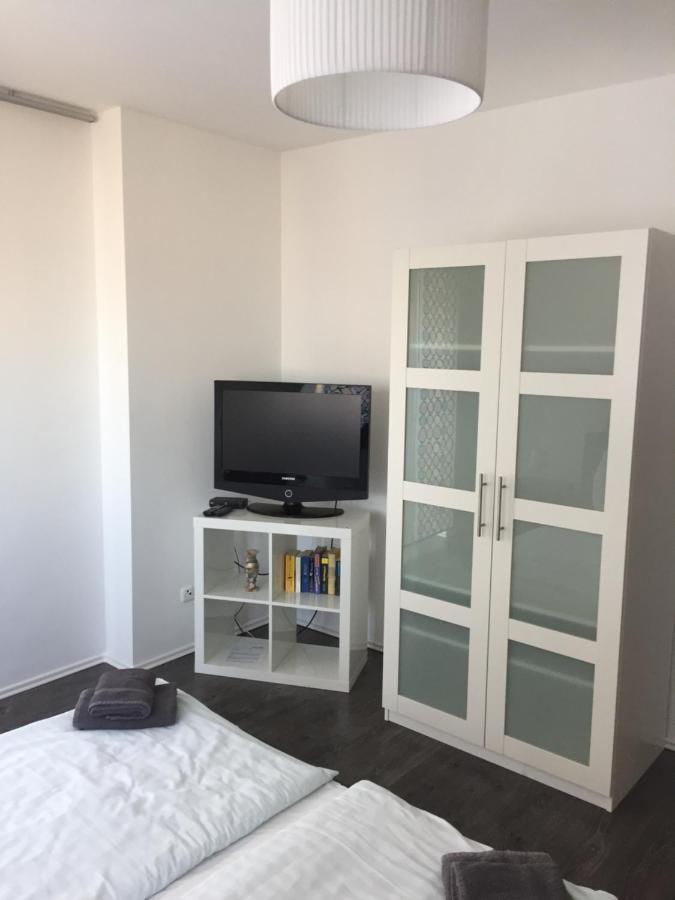 Appartements Am Hafen Цвенкау Экстерьер фото